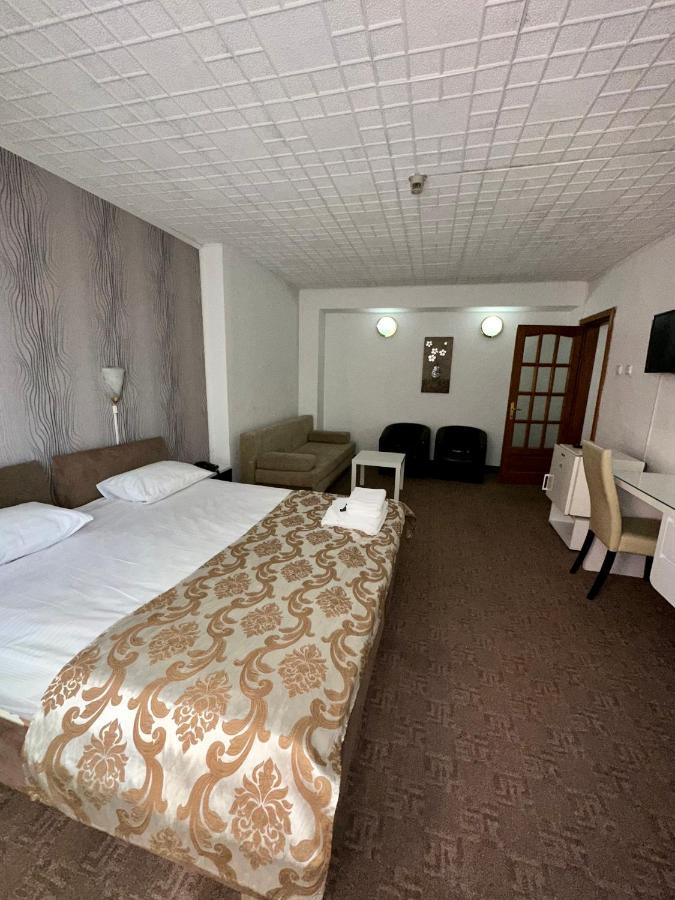 Darin Hotel Bukarest Kültér fotó